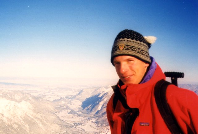 Telemarker: Peter Hutzler <br> Foto: Micha Ewald <br> Location: Zugspitze <br> Date: Dec 1999
