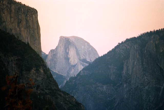 Foto: Micha Ewald <br> Location: Half Dome, Yosemite, CA, USA <br> Date: September 2002
