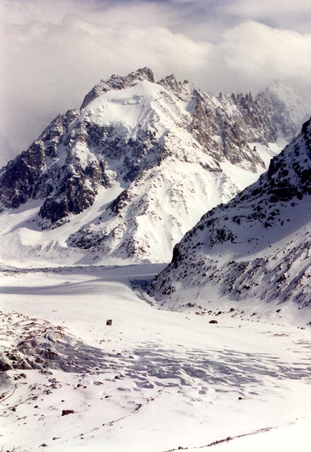 Foto: Micha Ewald <br> Location: Mer de Glace, Chamonix, France <br> Date: April 2000